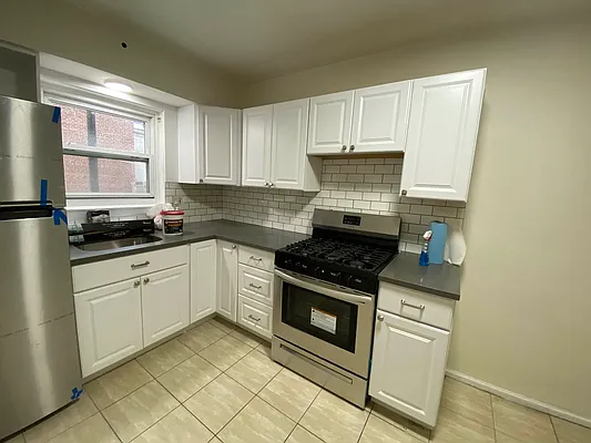 Rented by Amorelli Realty | media 2