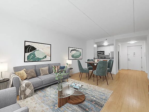 3rd image of 1955 1st Ave #6091