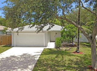 1901 NW 4th St, Pompano Beach, FL 33069