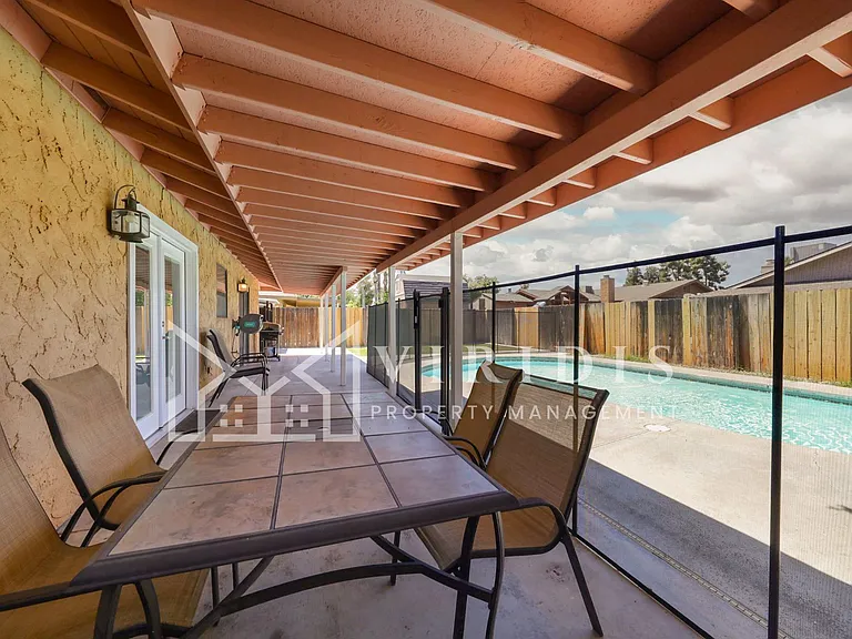 4304 Milo Ave — Photo 4