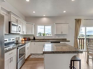 4831 E Silver Ridge Rd, Eagle Mountain, UT 84005