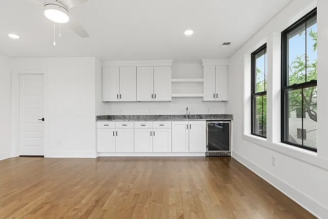 1108 Leland Ave — Photo 25