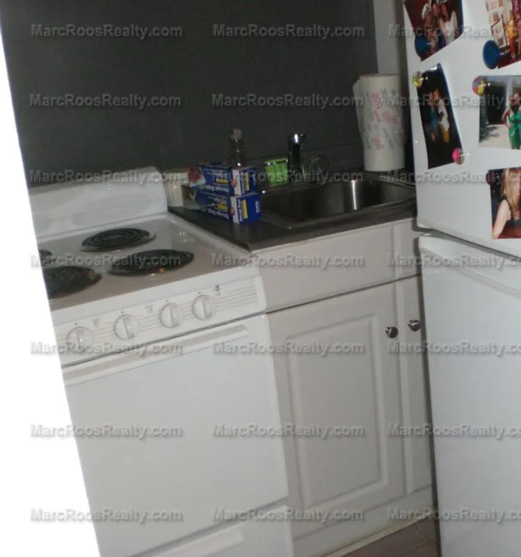 Studio, 999 sqft, $2,450 — Photo 2
