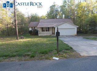 717 Breezewood Dr, Charlotte, NC 28262