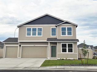 11323 Norfolk Dr, Pasco, WA 99301