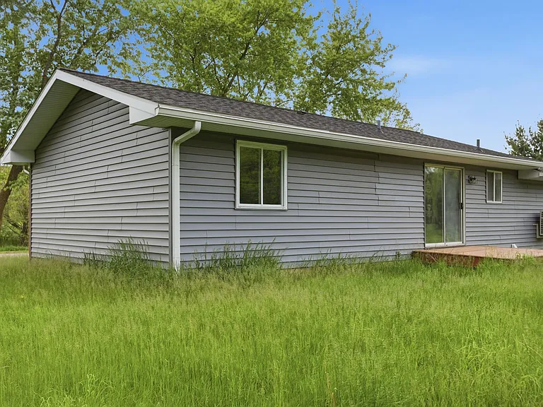2895 Spring Hill Dr — Photo 17