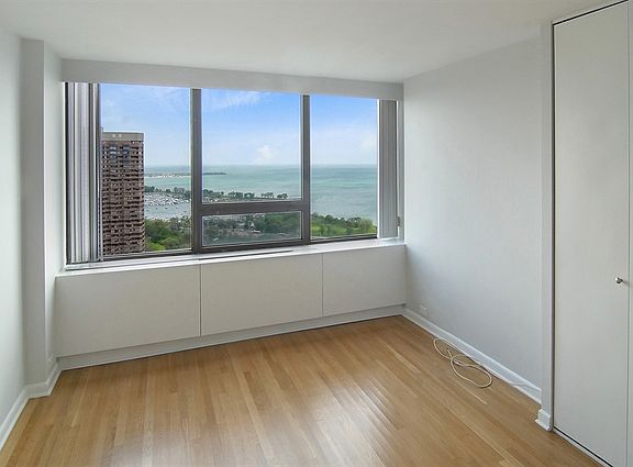5th image of 2800 N Lake Shore Dr APT 3505