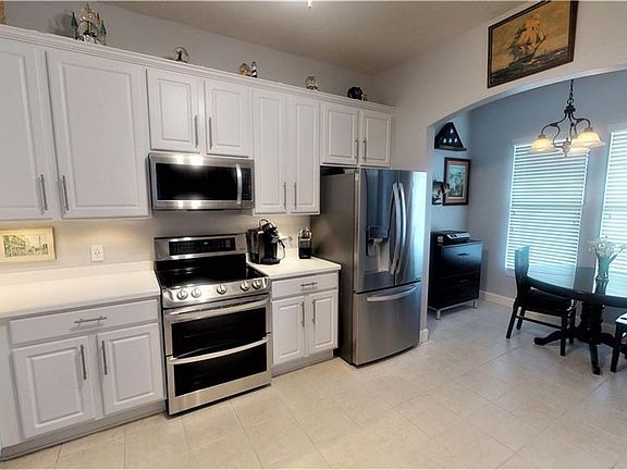 4th image of 1220 Vaux Blvd APT 302