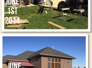 10561 Skylark Dr, Peosta, IA 52068