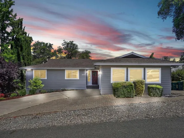 3197 Granada Dr, Cameron Park, CA 95682