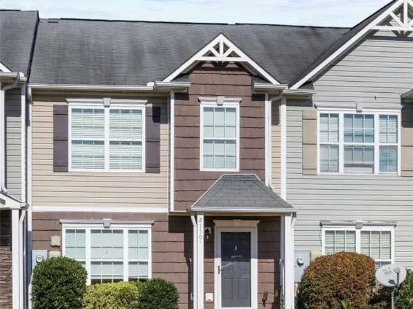 2110 Winding Oak Dr, Opelika, AL 36804