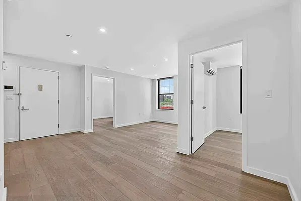 Living room, photo 4