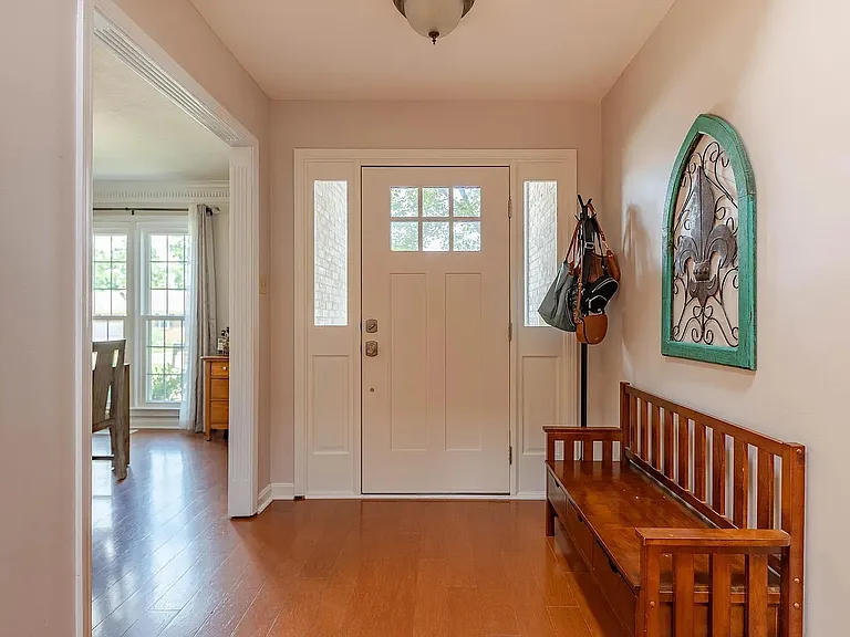 3904 Vantage Pl — Photo 3