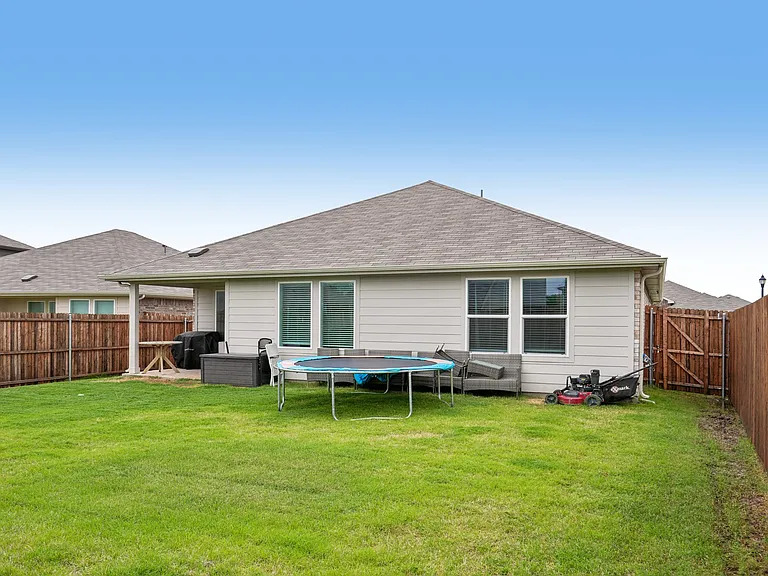 3924 Pinebluff Ln — Photo 25