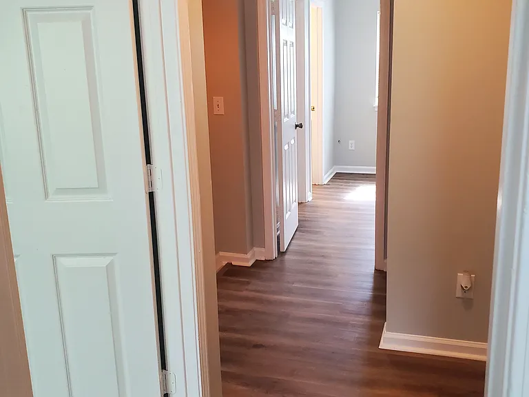 3123 Brockhampton Ct — Photo 9