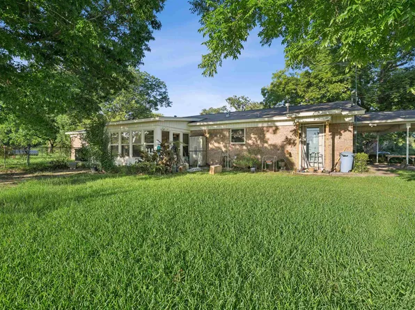 271 County Road 3336, Atlanta, TX 75551