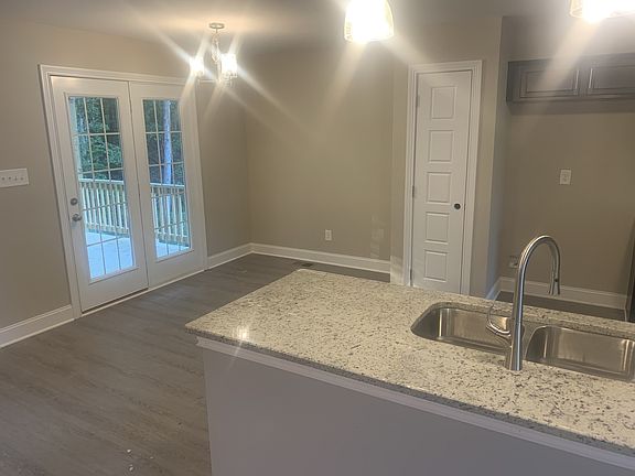 5th image of 178 Glenstone Lot 178