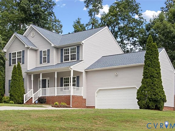 3rd image of 7807 Clover Ridge Pl
