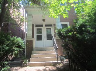 737 Dover Pl, Saint Louis, MO 63111