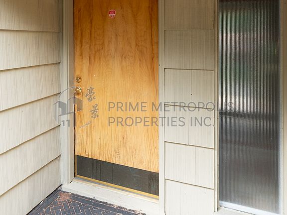3rd image of 12045 25th Ave NE