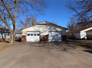 2008 Sycamore Pl, Springdale, AR 72762