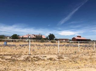 8224 Locust Ln, Apple Valley, CA 92308