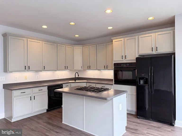8358 Millom Ct — Photo 18