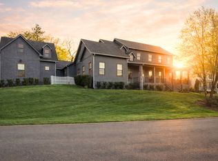 111 Harlinsdale Ct, Franklin, TN 37069