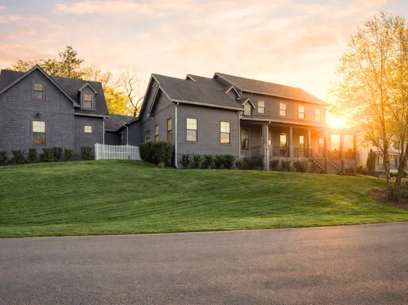 111 Harlinsdale Ct, Franklin, TN 37069