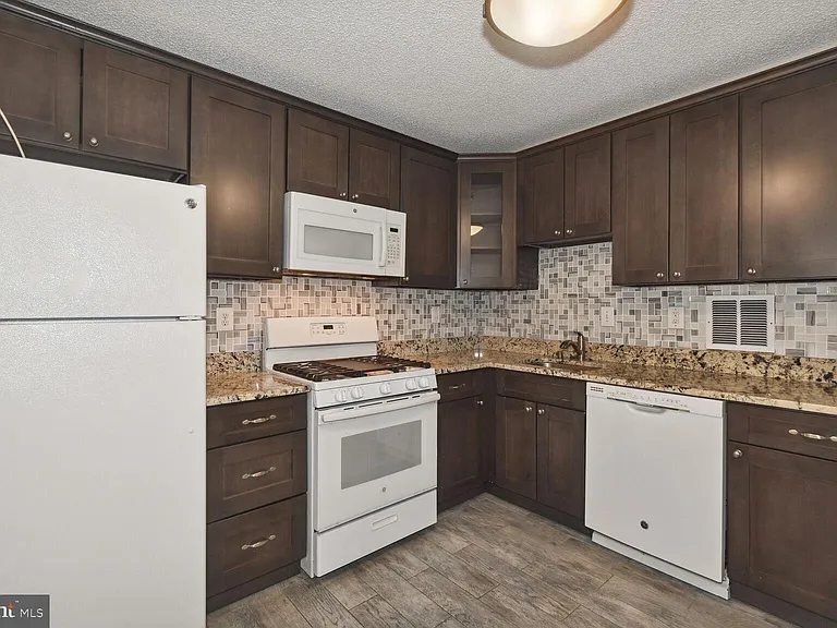 3701 S George Mason Dr #2311N — Photo 4