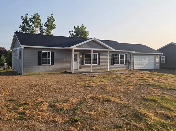 108 Eagle Ln, Penn Yan, NY 14527