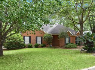 2410 Stonewood Dr, Dothan, AL 36301