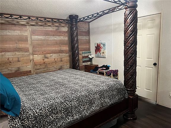 5th image of 130 Tropical Breeze Ln