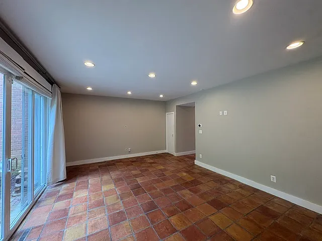 36 Bouton Green Ct — Photo 7