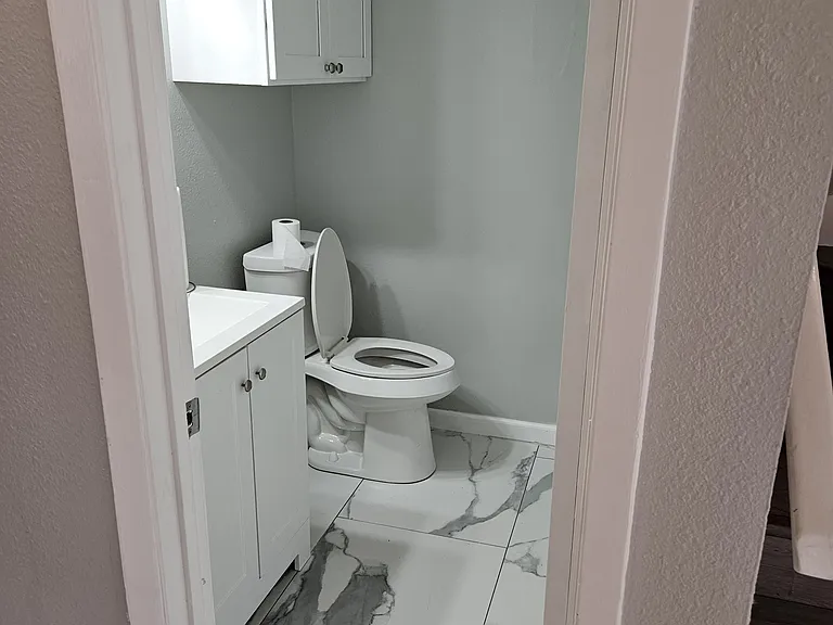 512 W Byrd Blvd — Photo 3
