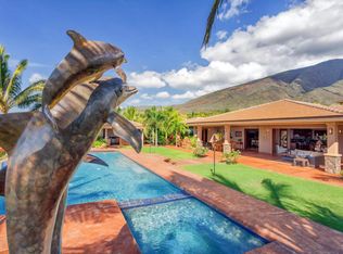 562 Kai Hele Ku St, Lahaina, HI 96761
