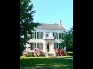 807 Grove St, Alton, IL 62002