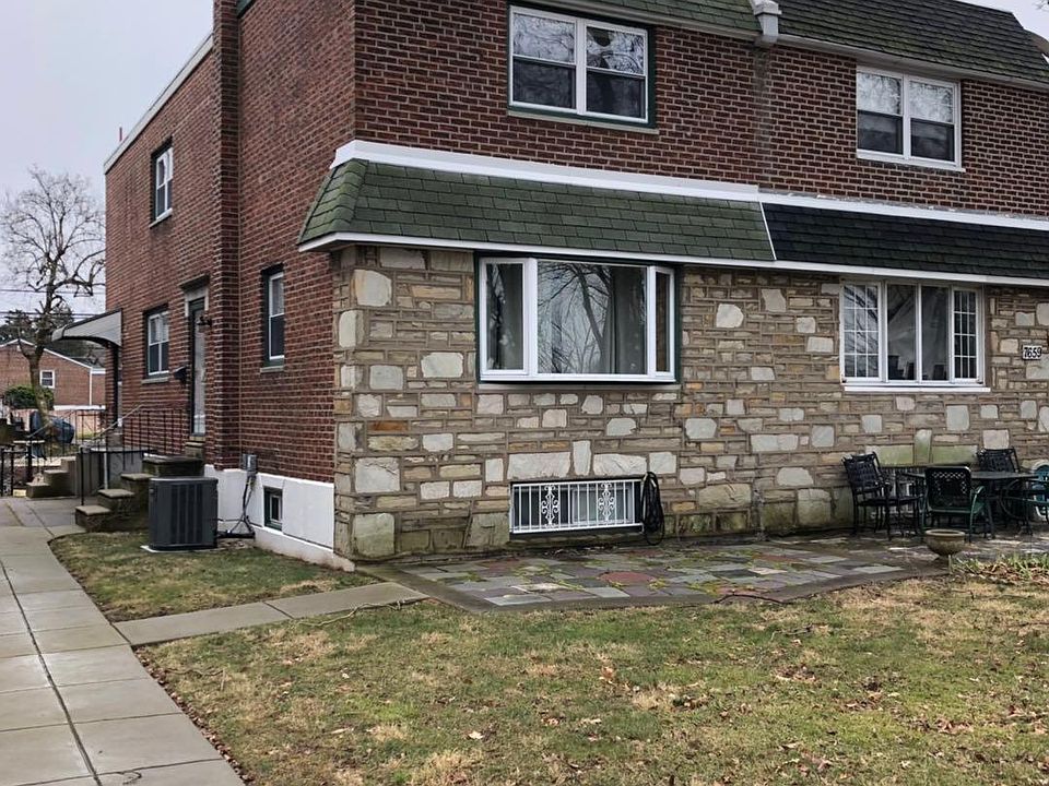 1st image of 7661 E Roosevelt Blvd