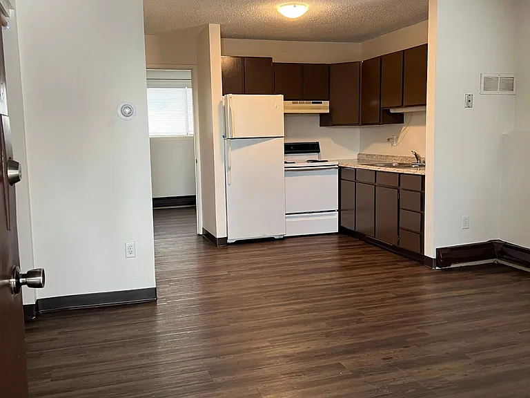 Lounge and kitchen