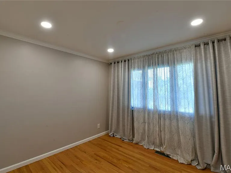 965 Orchard Lakes Dr — Photo 15