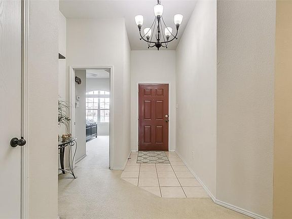 4th image of 405 Sandy Ln