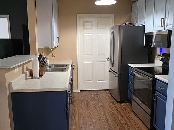3rd image of 120 Buckhorn Ct APT 5