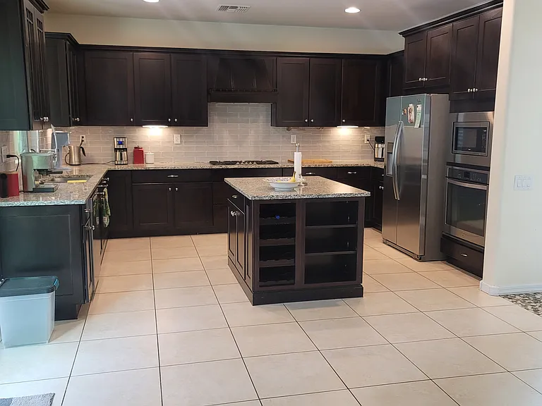 3826 E Cat Balue Dr — Photo 3