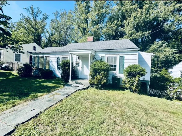 4010 Summit St, Lynchburg, VA 24503