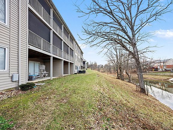 2nd image of 1518 Taramore Dr #303
