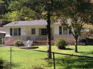 232 Carr Hollow Rd, Bluff city, TN 37618