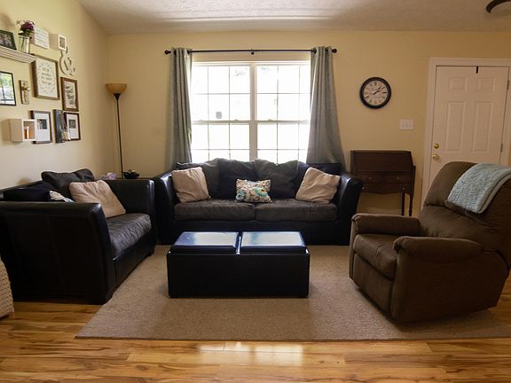 5th image of 8018 Cold Stream Ln