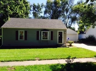 400 W 6th St, Aroma Park, IL 60910
