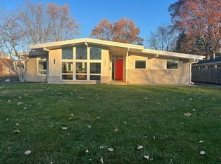 2585 Chestnut St, Columbus, IN 47201