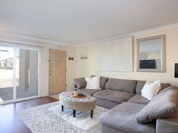 4th image of 180 Chambers St Unit 4